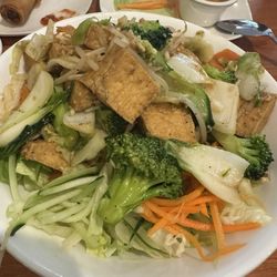 Saigon Noodle House - Vermicelli noodle bowl with tofu