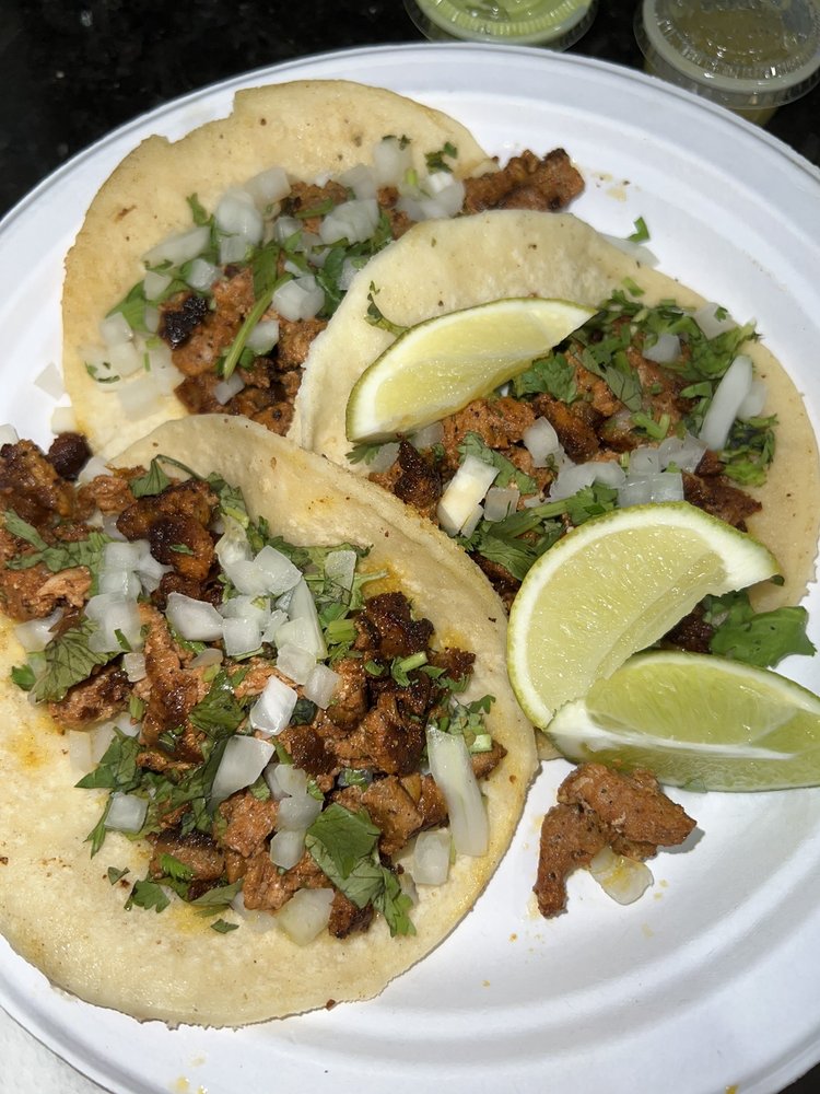 Aca las Tortas Martha Lake — Mexican restaurant in Lynnwood