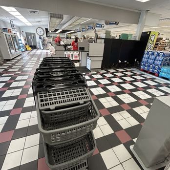 Piggly Wiggly - Grocery Near Me - Galena, Illinois