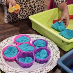 Robbin's Nest Preschool & Kindergarten - Playdough Creation...
Cupcakes!