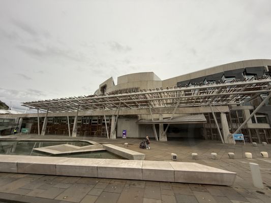 Scottish Parliament Building by null