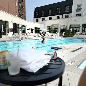 Kimpton Cottonwood Hotel - Hotels Near Me - Omaha, Nebraska Kimpton Cottonwood Hotel - Hotels Near Me - Omaha, Nebraska