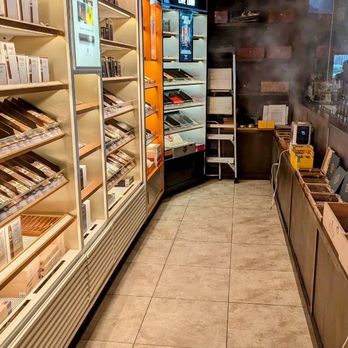 Blend - Humidor - Cigar Bars Near Me - The Woodlands, Texas
