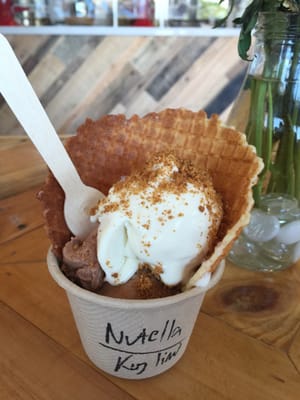 Lulu's Nitrogen Ice Cream by null