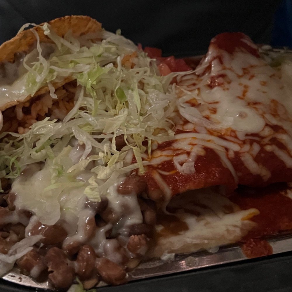 Tomasita's - Super Combination Plate was a huge amount of food - New Mexican Cuisine Near Me - Santa Fe, New Mexico Tomasita's - Super Combination Plate was a huge amount of food - New Mexican Cuisine Near Me - Santa Fe, New Mexico