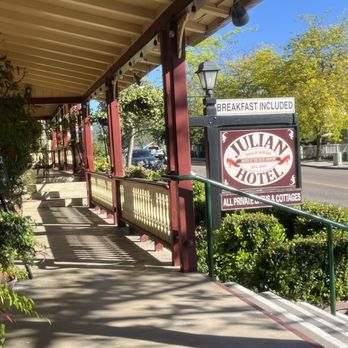 Julian Gold Rush Hotel - Porch of the Julian bed-and-breakfast - Hotels Near Me - Julian, California Julian Gold Rush Hotel - Porch of the Julian bed-and-breakfast - Hotels Near Me - Julian, California