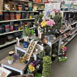 Dollar General - ......