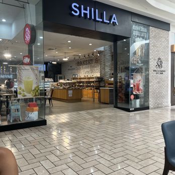 Shilla Bakery & Cafe - Tysons Corner - Entrance - Desserts Near Me - McLean, Virginia Shilla Bakery & Cafe - Tysons Corner - Entrance - Desserts Near Me - McLean, Virginia