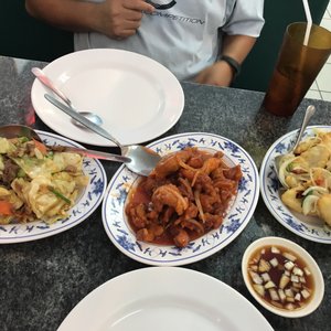 FOOD CLASSIC - 20 Photos - Chinese - Purple Heart Highway, Mongmong-Toto-Maite, Guam