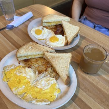 The Egg & I - Breakfast & Brunch Near Me - Saint Paul, Minnesota
