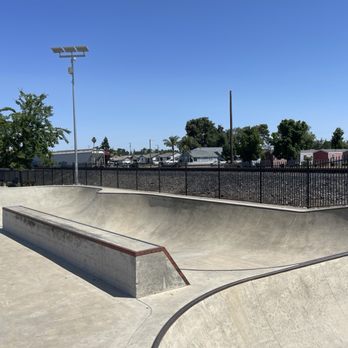 Oakdale Skatepark - Skate Parks Near Me - Oakdale, California Oakdale Skatepark - Skate Parks Near Me - Oakdale, California