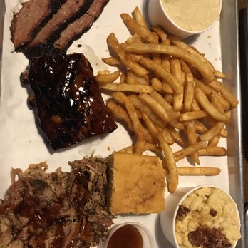 Badlands BBQ - Looks good, but what a let down! - Barbeque Near Me - Norco, California