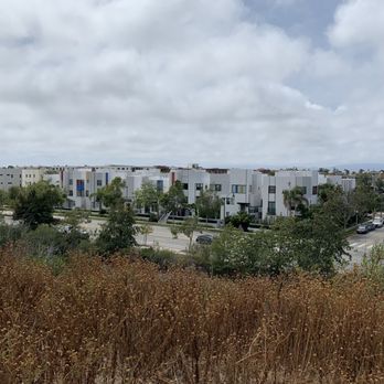 LMU Hiking Trail - Hiking Near Me - Los Angeles, California