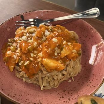 Phoenix Palace - Cantonese Near Me - New York, New York