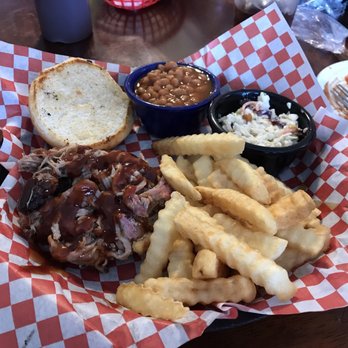 Kissell's Kitchen - Small BBQ plate - Barbeque Near Me - Ripley, Tennessee