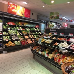 REWE - Sauber und aufgeräumt.