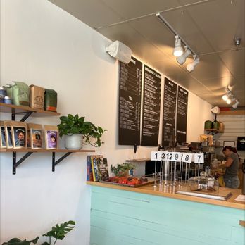 Breakaway Cafe - Cafes Near Me - Culver City, California Breakaway Cafe - Cafes Near Me - Culver City, California