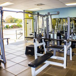 TruFitness - Garage door can be opened to let the fresh air and sunshine in.