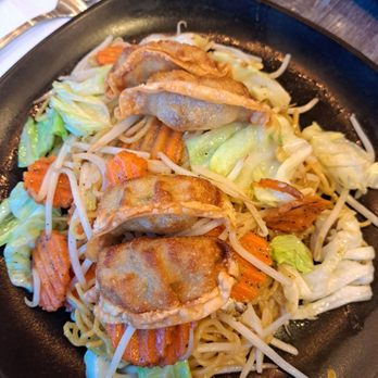 U Ramen - Chow mein plate with potstickers - Ramen Near Me - Oxnard, California