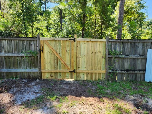Added gates to existing fence - Southport, NC - We added some simple new gates to this beautiful yard in Southport, NC!! This customer is an avid gardener and wanted a gate added to her existing fence to carry yard debris out of her yard. We were happy to help!
Give us a call/text for fence/gate additions and repairs!
910-368-5212
Stanleyswork11@gmail.com Added gates to existing fence - Southport, NC - We added some simple new gates to this beautiful yard in Southport, NC!! This customer is an avid gardener and wanted a gate added to her existing fence to carry yard debris out of her yard. We were happy to help!
Give us a call/text for fence/gate additions and repairs!
910-368-5212
Stanleyswork11@gmail.com
