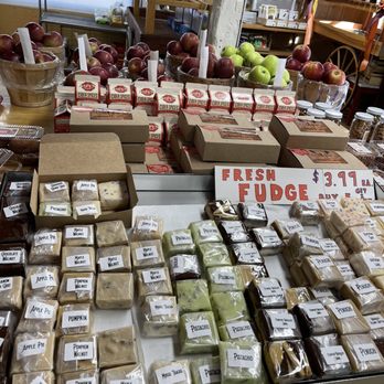 Pleasant View Orchards - Yummm - Nurseries & Gardening Near Me - Smithfield, Rhode Island