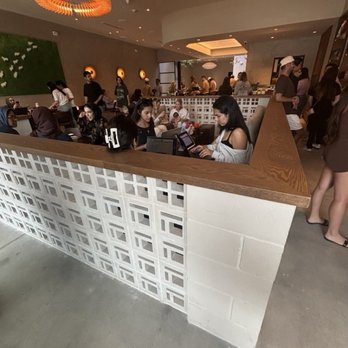 Kilo Coffee - Seating - Coffee & Tea Near Me - Dallas, Texas Kilo Coffee - Seating - Coffee & Tea Near Me - Dallas, Texas