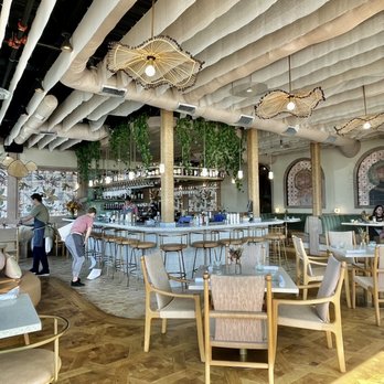 Waverly - Boho Bar Area and airy indoor seating - Breakfast & Brunch Near Me - Cardiff, California Waverly - Boho Bar Area and airy indoor seating - Breakfast & Brunch Near Me - Cardiff, California