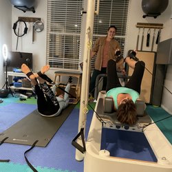 Modern Body Pilates - Duet session with Alane teaching an early session