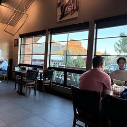 Beautiful ambience and view!