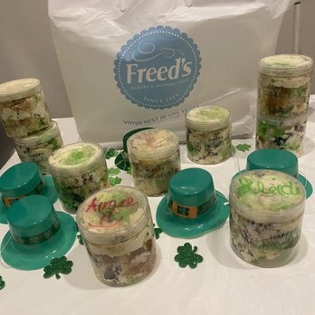 Freed's Bakery - Bakeries Near Me - Las Vegas, Nevada