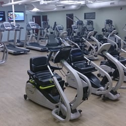 Beaumont Health and Fitness Center - Cardio and weight room