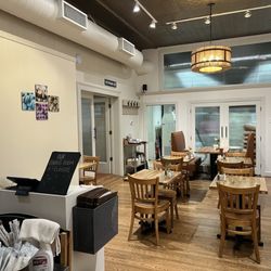 Blue Dog Bakery & Cafe - Seating area