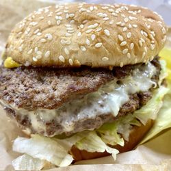Frosty Queen - Double cheeseburger with Swiss