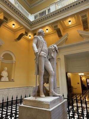 Virginia State Capitol by null