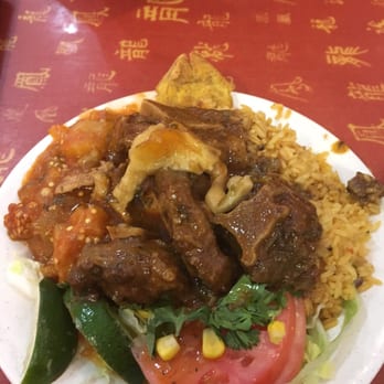 El Palacio Buffet - Rice with pigeon peas, Ox tail, Salad, and they had eggplant today, yesss! - Latin American Near Me - Orlando, Florida El Palacio Buffet - Rice with pigeon peas, Ox tail, Salad, and they had eggplant today, yesss! - Latin American Near Me - Orlando, Florida