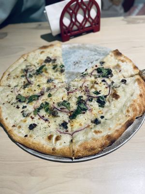 Pizzeria Zac | Plant-Based Pizza & Eats by null
