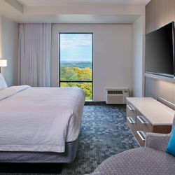 Courtyard by Marriott Petoskey at Victories Square
