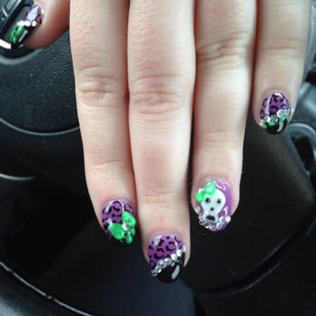 Hollywood Nails - Nails done by Hanna! - Nail Salons Near Me - Houston, Texas Hollywood Nails - Nails done by Hanna! - Nail Salons Near Me - Houston, Texas
