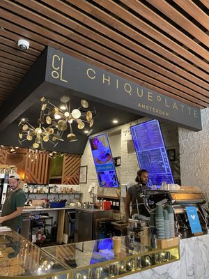 Chiqueolatte Chicago by null