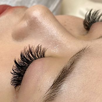Dazzling Lash Beauty Bar - Wispy Lash Extensions - Skin Care Near Me - New York, New York Dazzling Lash Beauty Bar - Wispy Lash Extensions - Skin Care Near Me - New York, New York
