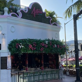 Azteca South Beach - Bar - Breakfast & Brunch Near Me - Miami Beach, Florida Azteca South Beach - Bar - Breakfast & Brunch Near Me - Miami Beach, Florida