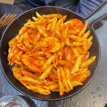 L'Italien - Penne Arrabbiata with Shrimp - Pizza Near Me - Paris, 75 L'Italien - Penne Arrabbiata with Shrimp - Pizza Near Me - Paris, 75