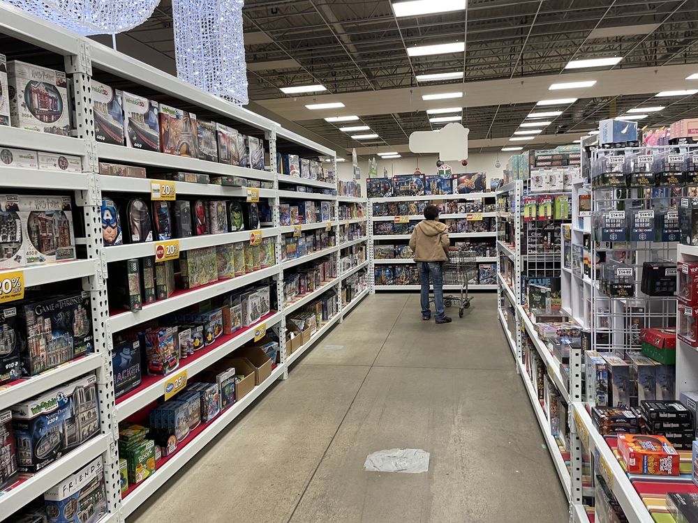 Darlington Holiday Warehouse