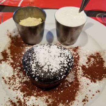Le Bosquet - Bars Near Me - Paris, 75 Le Bosquet - Bars Near Me - Paris, 75