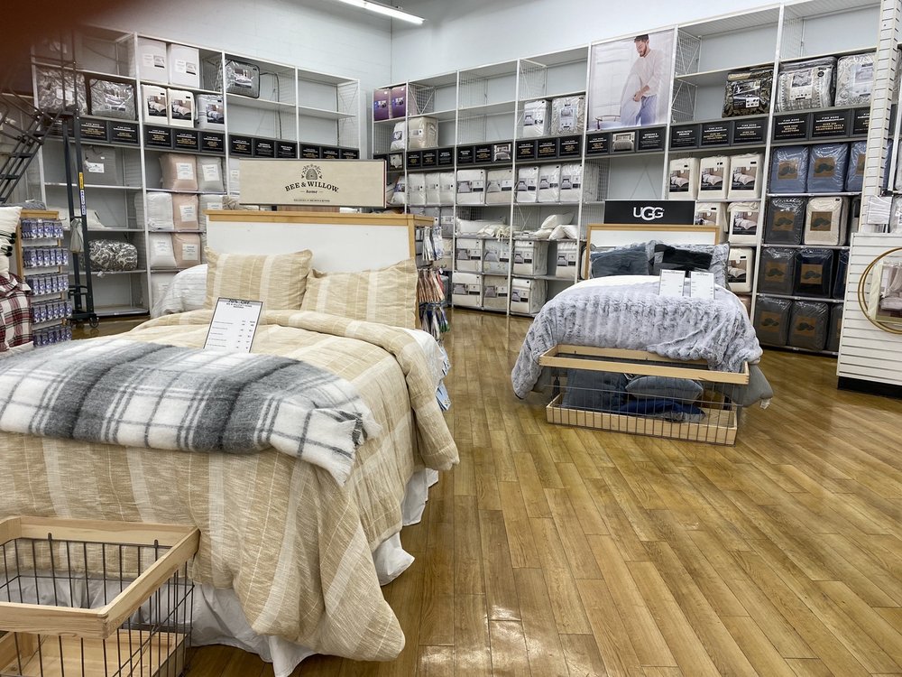 BED BATH & BEYOND Updated July 2024 10 Photos 3125 S Mooney Blvd