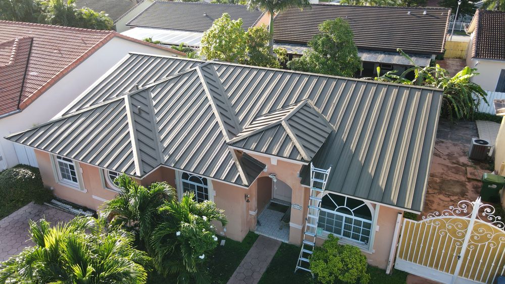 Slide of Borges Roofing