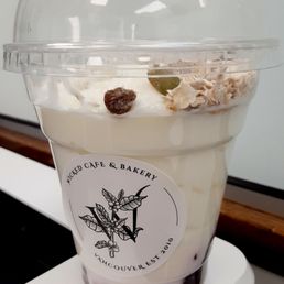 Yogurt parfait Yogurt parfait