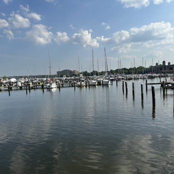 Nicks Fish House - Seafood Near Me - Baltimore, Maryland