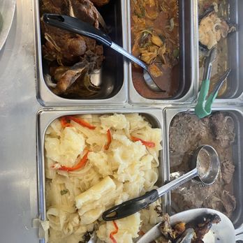 De Todo Un Poco - a variety of dishes - Puerto Rican Near Me - Holyoke, Massachusetts