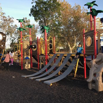 Gladstone Park - Parks Near Me - Glendora, California Gladstone Park - Parks Near Me - Glendora, California